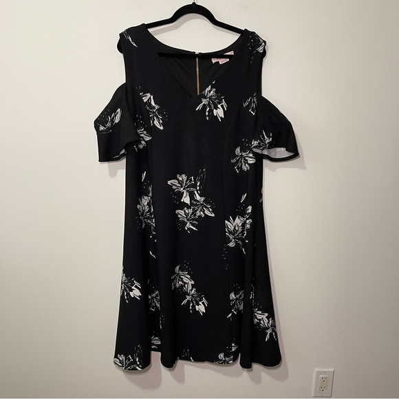 Pennington in every story women's black floral cold shoulder summer dress in 1X - Picture 1 of 8